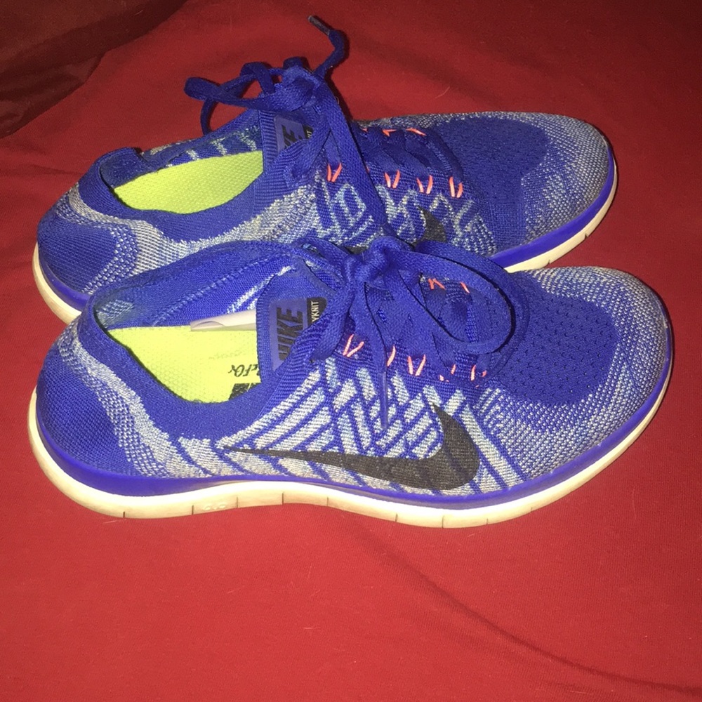 perfect condition nike flyknits